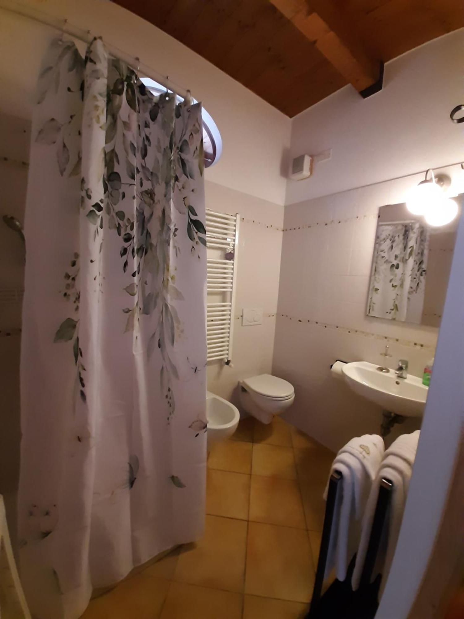 Il Centro Apartment Ravenna Luaran gambar